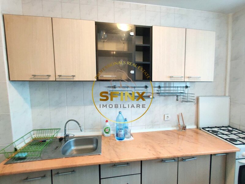 Piata Muncii, Basarabia, langa metrou si parc 2 camere