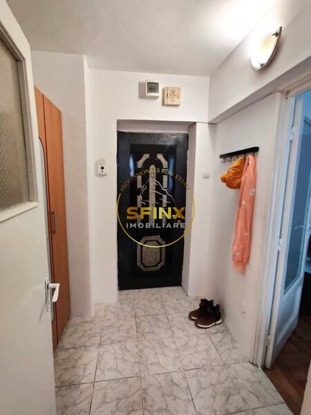 Piata Muncii, Basarabia, langa metrou si parc 2 camere