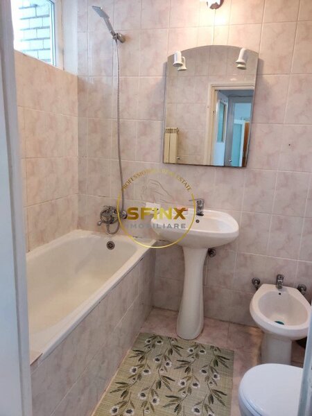 Piata Muncii, Basarabia, langa metrou si parc 2 camere